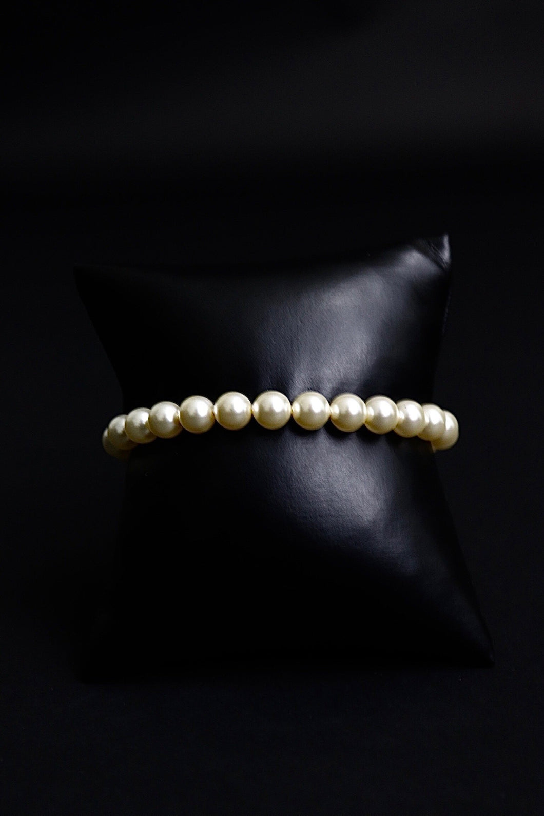 Cream Pearlx2 bracelet