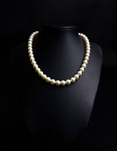 Load image into Gallery viewer, Cream Pearl x2 choker
