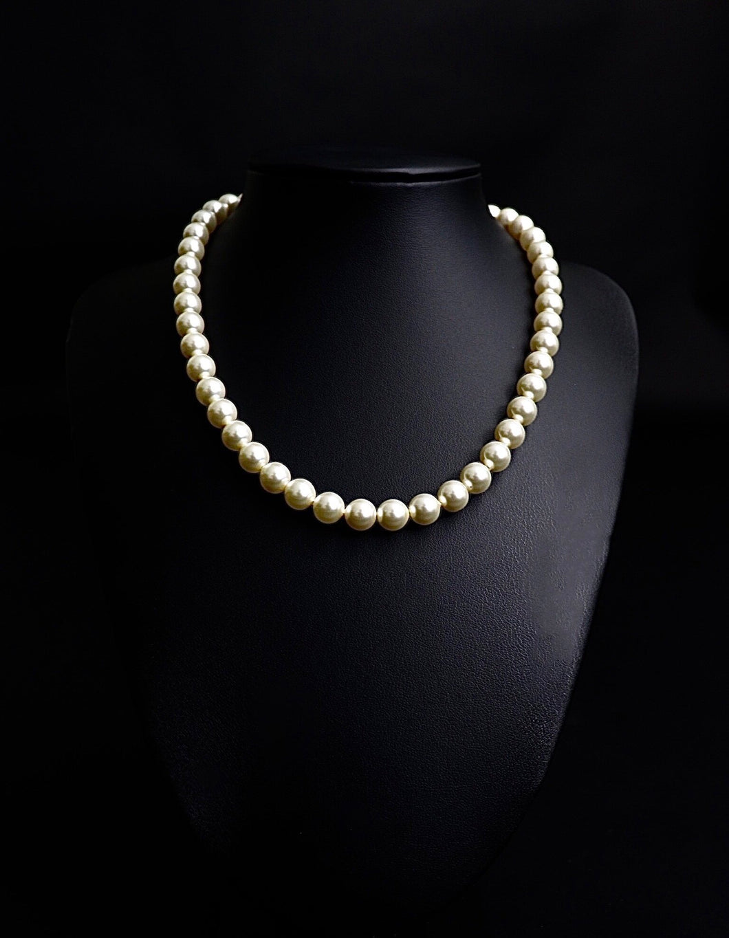 Cream Pearl x2 choker